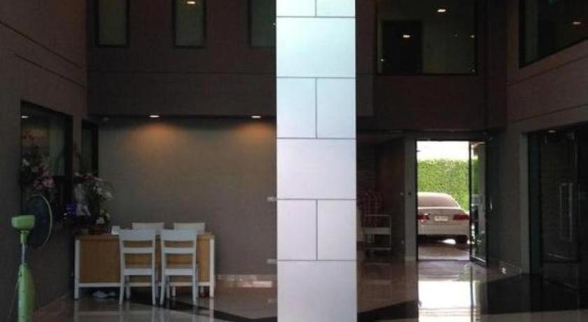 Ipremium Sukhumvit 81 Hotel 3*